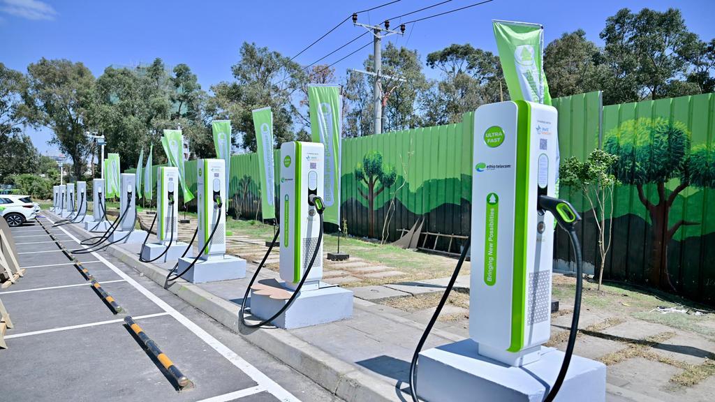 Ethio telecom has unveiled its newly built ultra-fast EV charging station on both sides Bole to Megenagna road in Addis Ababa